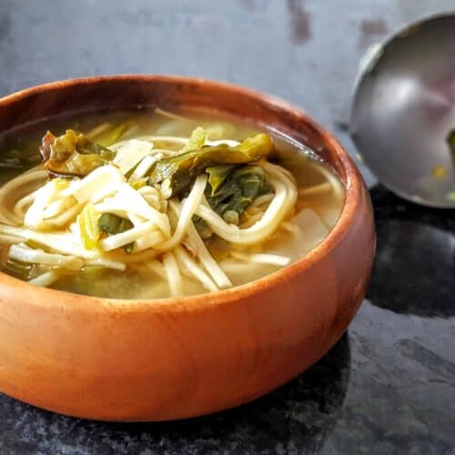 Low Syn Slimming World Chinese Cabbage Noodle Soup - Serves 4