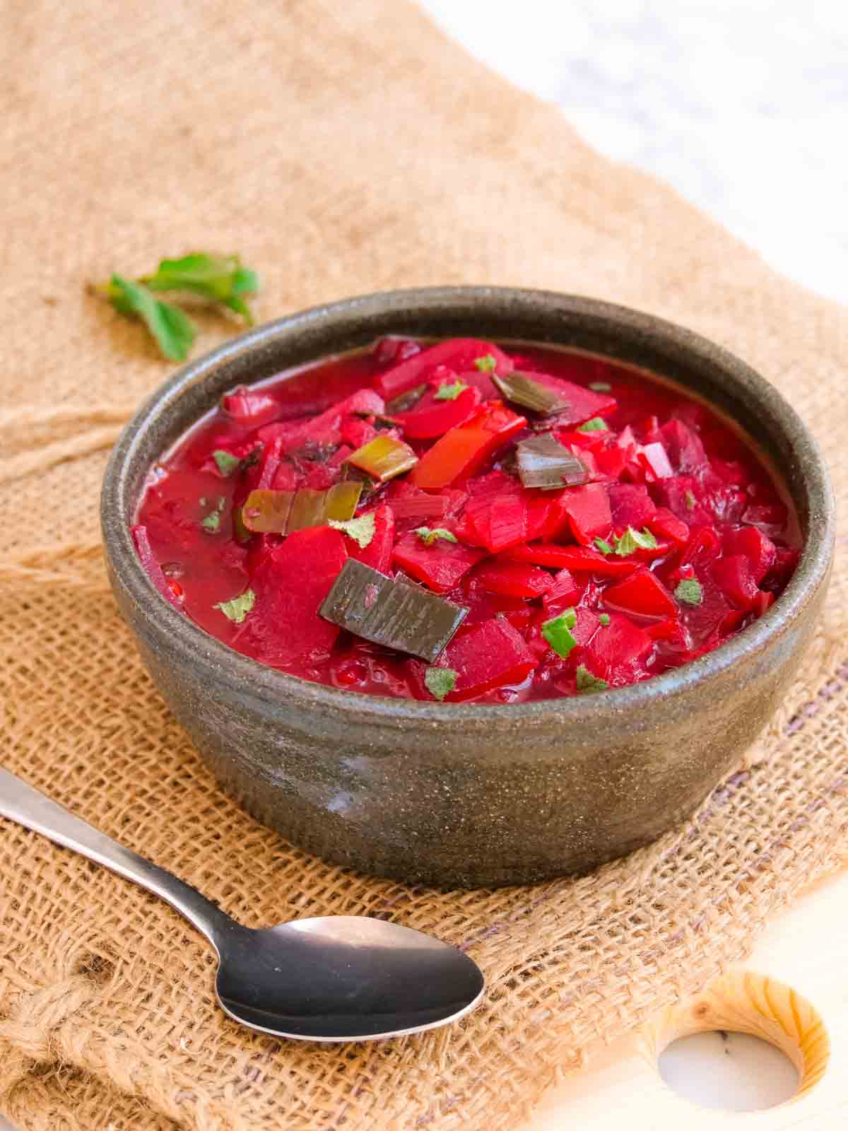 A delicious and easy beetroot soup recipe