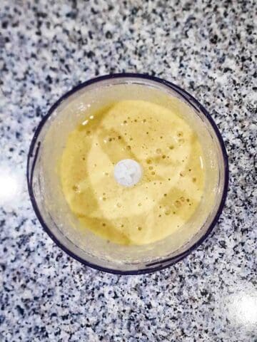 oats, eggs and cottage cheese blended in a blender for pancake mix